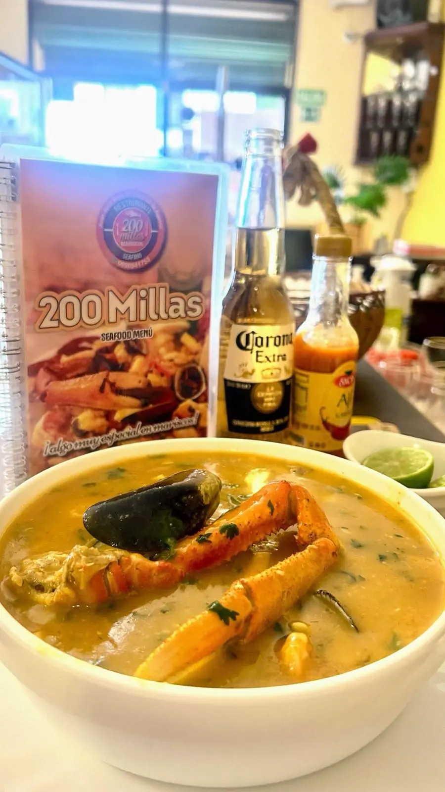 Parihuela completa con arroz blanco